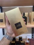 black-orchid-by-tom-ford-edp-tom-ford-manzara-store-manzara-2